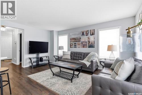 59 103 Banyan Crescent, Saskatoon, SK - Indoor Photo Showing Living Room