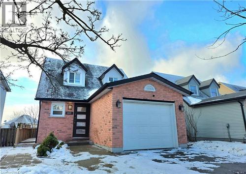 662 N ELGIN Street N  Cambridge, ON N1R 7W5