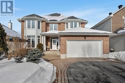 19 BLACK TERN CRESCENT  Ottawa, ON K2M 2Z4