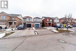 17 ROBIDEAU PLACE  Whitby (Pringle Creek), ON L1R 3G6