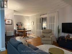 2ND FLOOR - 158 MILLWOOD ROAD  Toronto, ON M4S 1J7