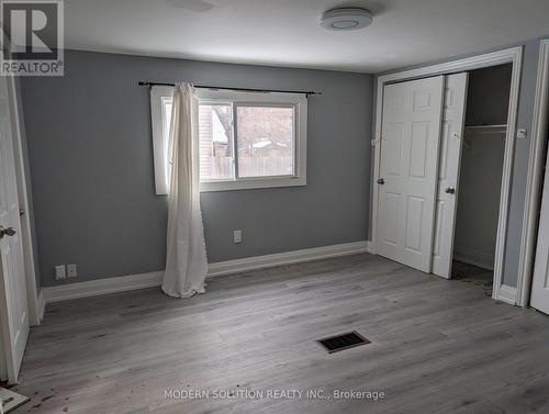 266 Beach Road, Hamilton, ON - Indoor Photo Showing Other Room