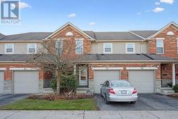 33 - 124 GOSLING GARDENS Guelph (Clairfields/Hanlon Business Park), ON N1G 5K6