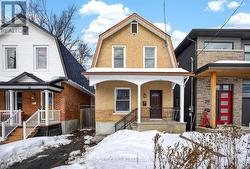 27 KING GEORGE STREET  Ottawa, ON K1K 1V6