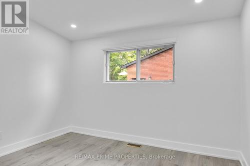 1035 Connery Avenue, Ottawa, ON - Indoor Photo Showing Other Room