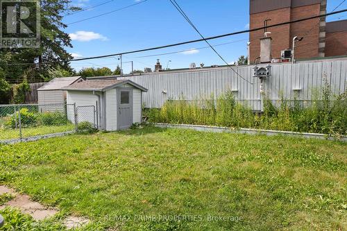 1035 Connery Avenue, Ottawa, ON - Outdoor