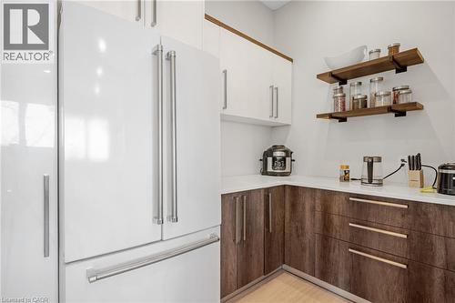 111 Grand Ridge Drive, Cambridge, ON - Indoor