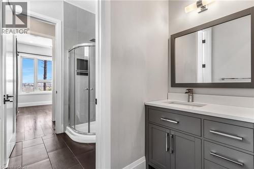 111 Grand Ridge Drive, Cambridge, ON - Indoor Photo Showing Bathroom