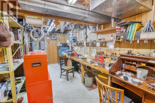Basement workshop. - 118 Robinson Avenue, Ottawa, ON - Indoor Photo Showing Other Room