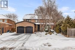 1324 BIRCHCLIFF DRIVE  Oakville, ON L6M 2A4