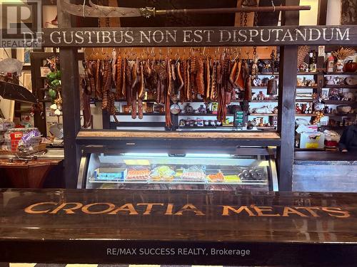 918 Dundas Street E, Mississauga, ON 