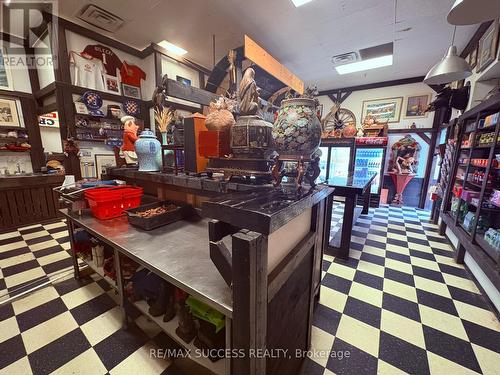 918 Dundas Street E, Mississauga, ON 