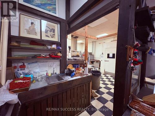 918 Dundas Street E, Mississauga, ON 