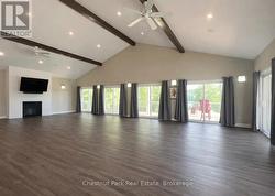 Grand Hall for Organized Events and Activities - 