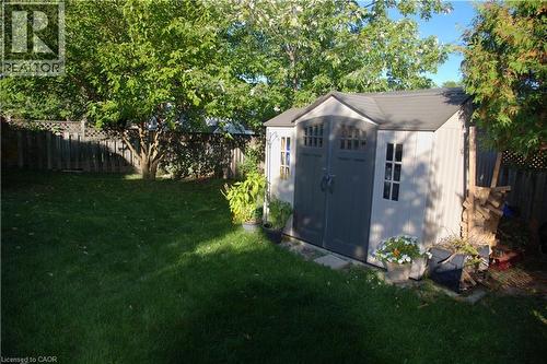 77 Lawfield Drive, Hamilton, ON - Outdoor