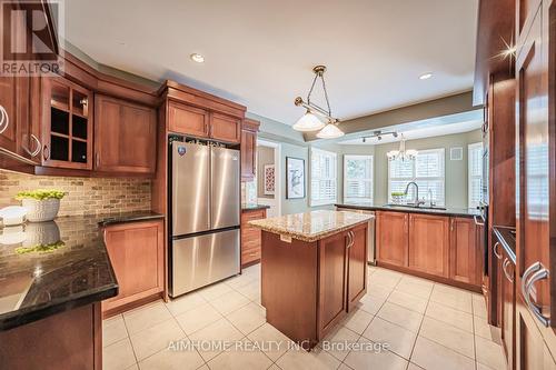 30 Ritter Crescent E, Markham, ON - Indoor Photo Showing Kitchen