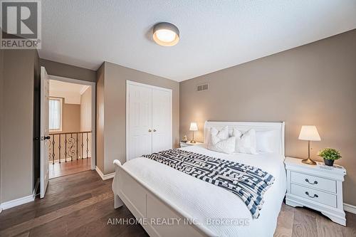 30 Ritter Crescent E, Markham, ON - Indoor Photo Showing Bedroom
