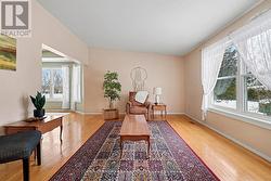 4 Otterdale Cres. Smiths Falls - 