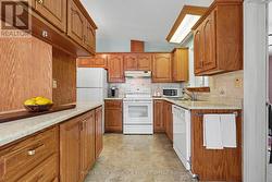 4 Otterdale Cres. Smiths Falls - 