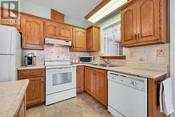 4 Otterdale Cres. Smiths Falls - 