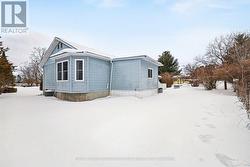 4 Otterdale Cres. Smiths Falls - 