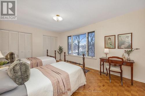 31 Aylen Avenue, Ottawa, ON - Indoor Photo Showing Bedroom