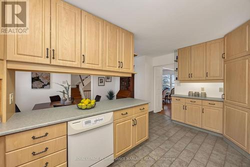 31 Aylen Avenue, Ottawa, ON - Indoor Photo Showing Kitchen