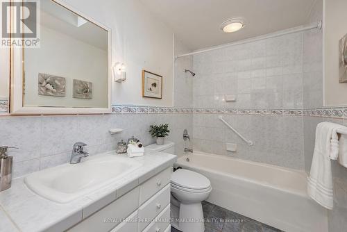 31 Aylen Avenue, Ottawa, ON - Indoor Photo Showing Bathroom