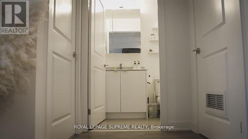 414 - 100 Eagle Rock Way, Vaughan, ON - Indoor Photo Showing Other Room