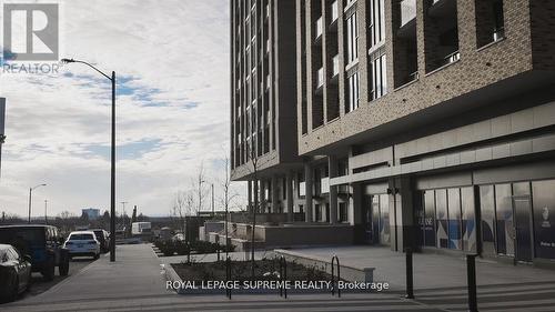 414 - 100 Eagle Rock Way, Vaughan, ON - 