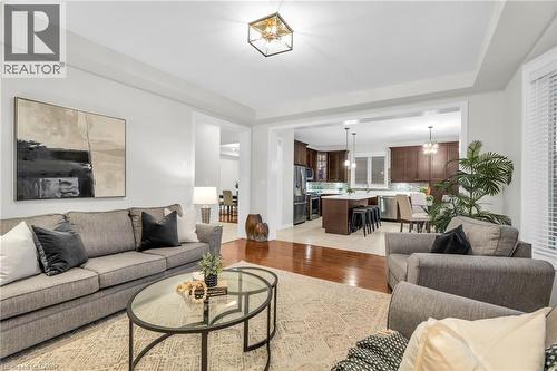879 Etherington Way, Milton, ON - Indoor Photo Showing Living Room