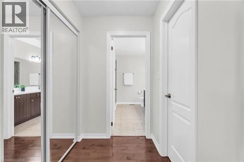 879 Etherington Way, Milton, ON - Indoor Photo Showing Other Room