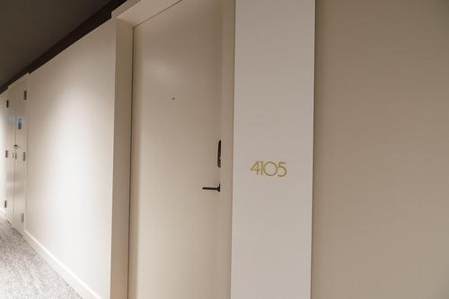 Hall - 4105-1245 Rue De Bleury, Montréal (Ville-Marie), QC - Indoor Photo Showing Other Room