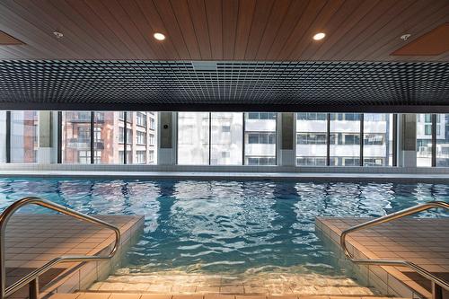 Pool - 4105-1245 Rue De Bleury, Montréal (Ville-Marie), QC - Indoor Photo Showing Other Room With In Ground Pool