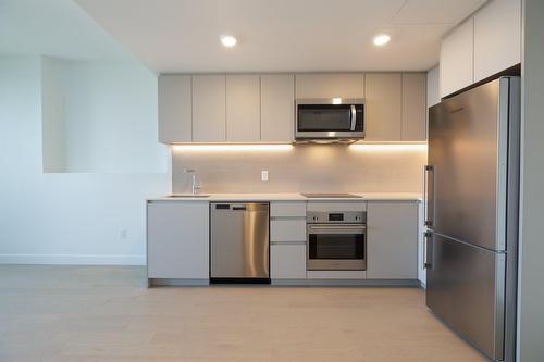 Kitchen - 4105-1245 Rue De Bleury, Montréal (Ville-Marie), QC - Indoor Photo Showing Kitchen