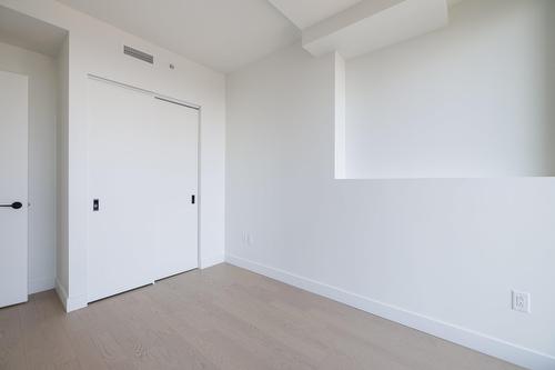 Bedroom - 4105-1245 Rue De Bleury, Montréal (Ville-Marie), QC - Indoor Photo Showing Other Room