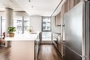 Cuisine - 1861-101 Rue Peel, Montréal (Le Sud-Ouest), QC  - Indoor Photo Showing Kitchen With Upgraded Kitchen 