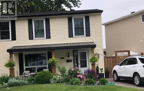 4 HEATHERSIDE COURT  Brampton, ON L6S 1N9