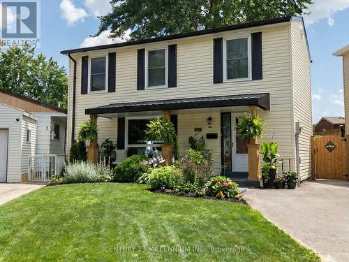 4 HEATHERSIDE COURT  Brampton, ON L6S 1N9