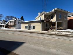 376  - 380 Rue St-Étienne  La Malbaie, QC G5A 1M5