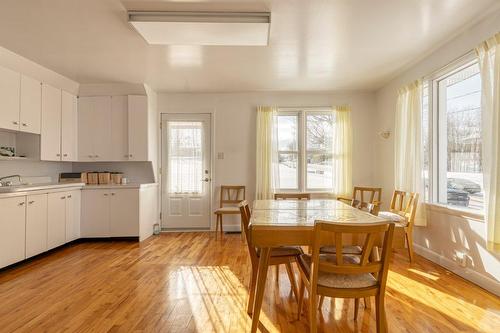 Cuisine - 465 Rue Bourbeau, Granby, QC - Indoor