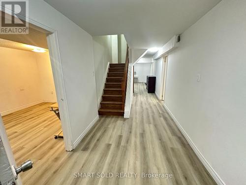 4211 Murray Hill Crescent, Mississauga, ON - Indoor Photo Showing Other Room