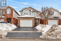 9 GOSLING GARDENS  Guelph, ON N1G 5H5