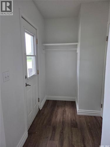 110 Main Street, Dalmeny, SK - Indoor Photo Showing Other Room