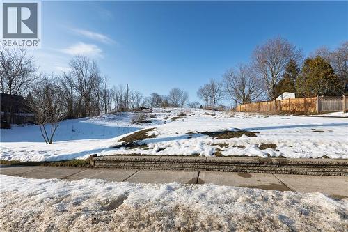 75 King Street E, Ingersoll, ON 