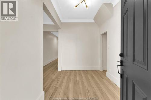 785 Hall #Main, Windsor, ON - Indoor Photo Showing Other Room