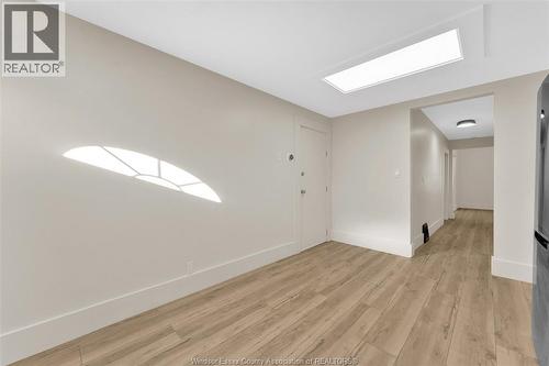 785 Hall #Main, Windsor, ON - Indoor Photo Showing Other Room