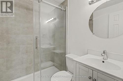 176 Arlington Avenue, Ottawa, ON - Indoor Photo Showing Bathroom