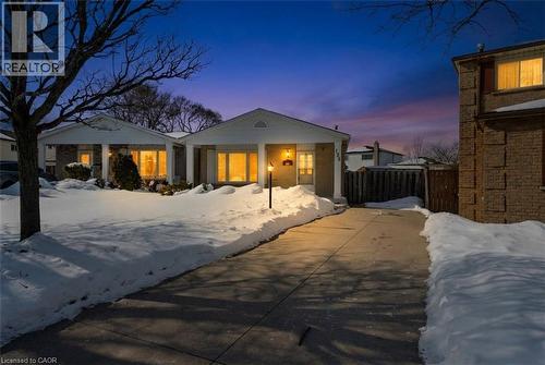 126 Garden Crescent, Hamilton, ON - Outdoor