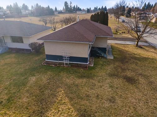 2433 Cedar Street, Creston, BC - Outdoor With View